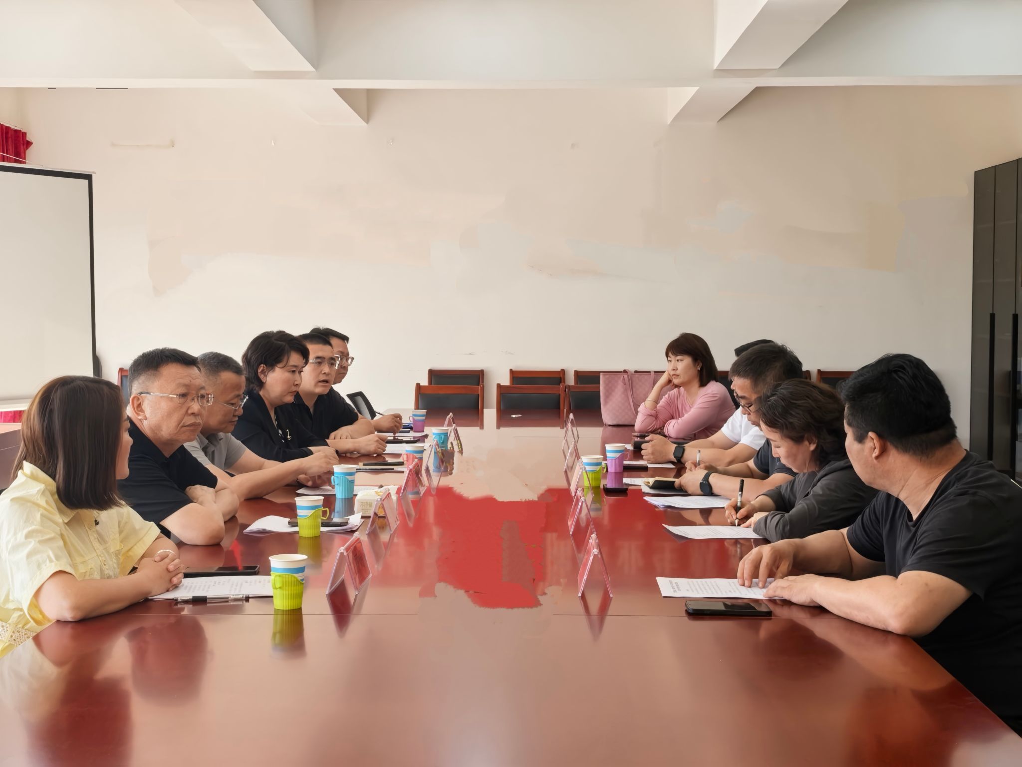 音樂與舞蹈學(xué)院與烏拉特中旗人民政府校...